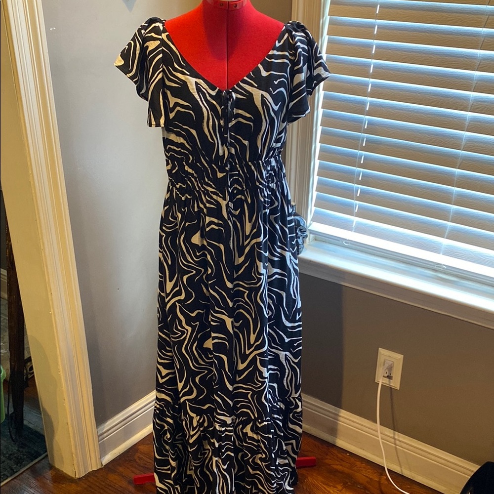 Nine West Black and White Patterned Maxi Dress